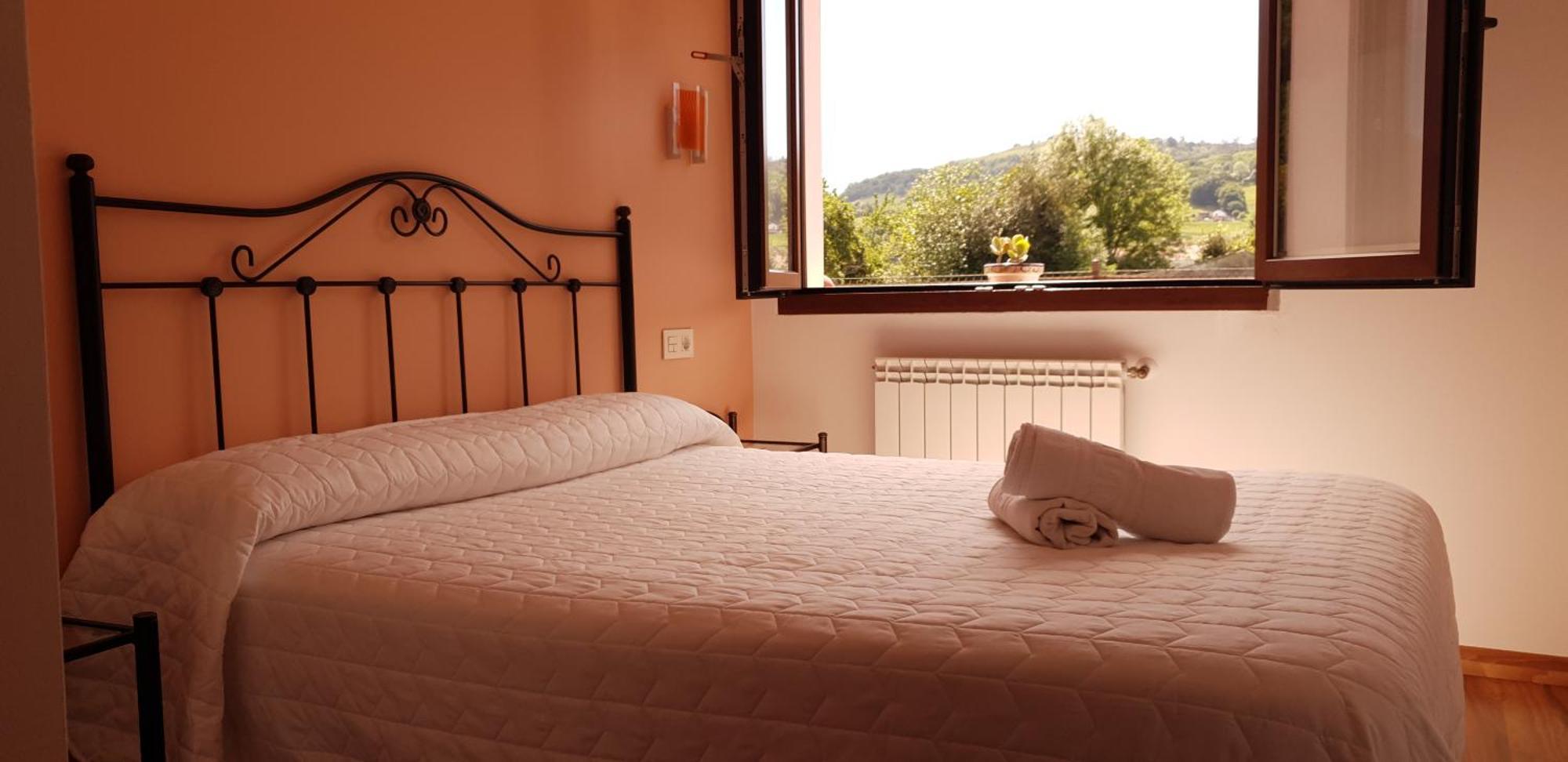 Apartamentos Fermin Cangas de Onis Bagian luar foto